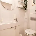 Aurora Acres * Budapest